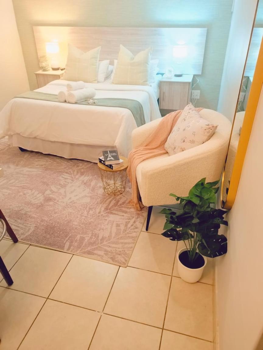 Apartment Sea Breeze Manor - Aqua Unit
